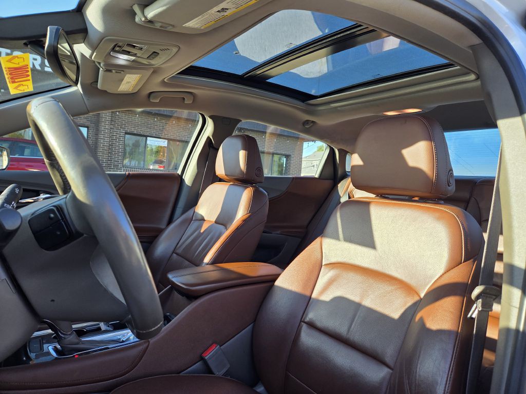 2016 Chevrolet Malibu Image 13