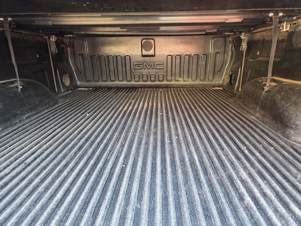 2018 GMC Sierra Image 7
