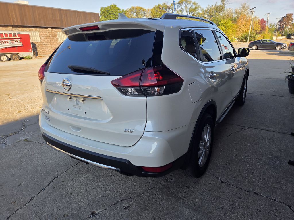 2019 Nissan Rogue Image 2