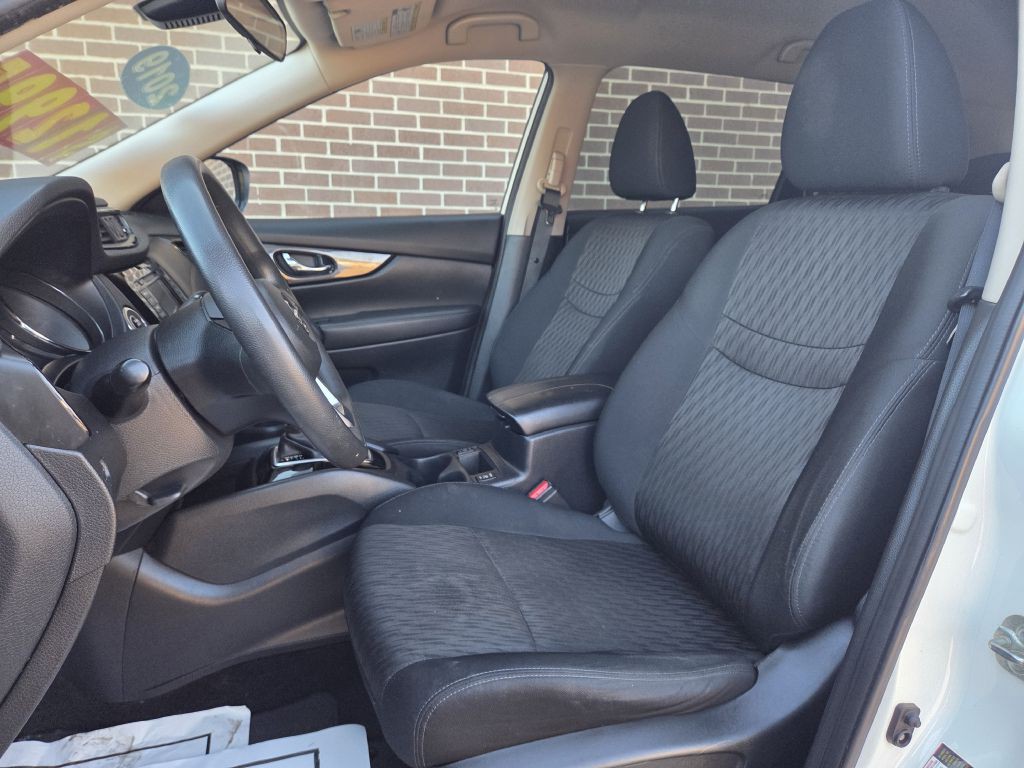 2019 Nissan Rogue Image 12