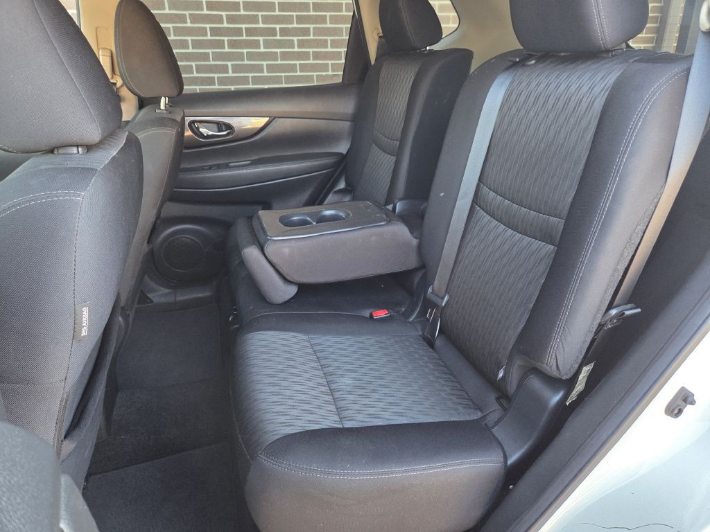 2019 Nissan Rogue Image 19