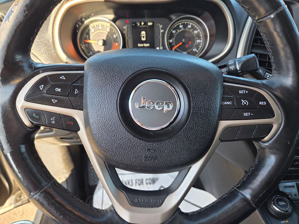 2015 Jeep Cherokee Image 9