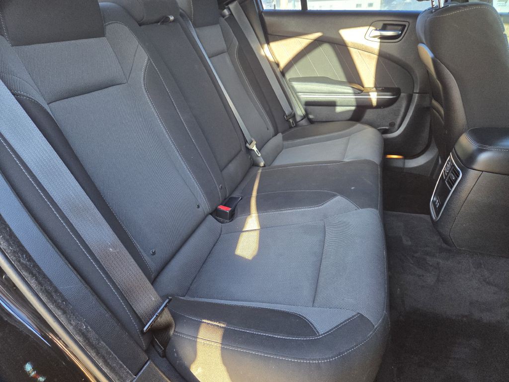 2015 Dodge Charger Image 19