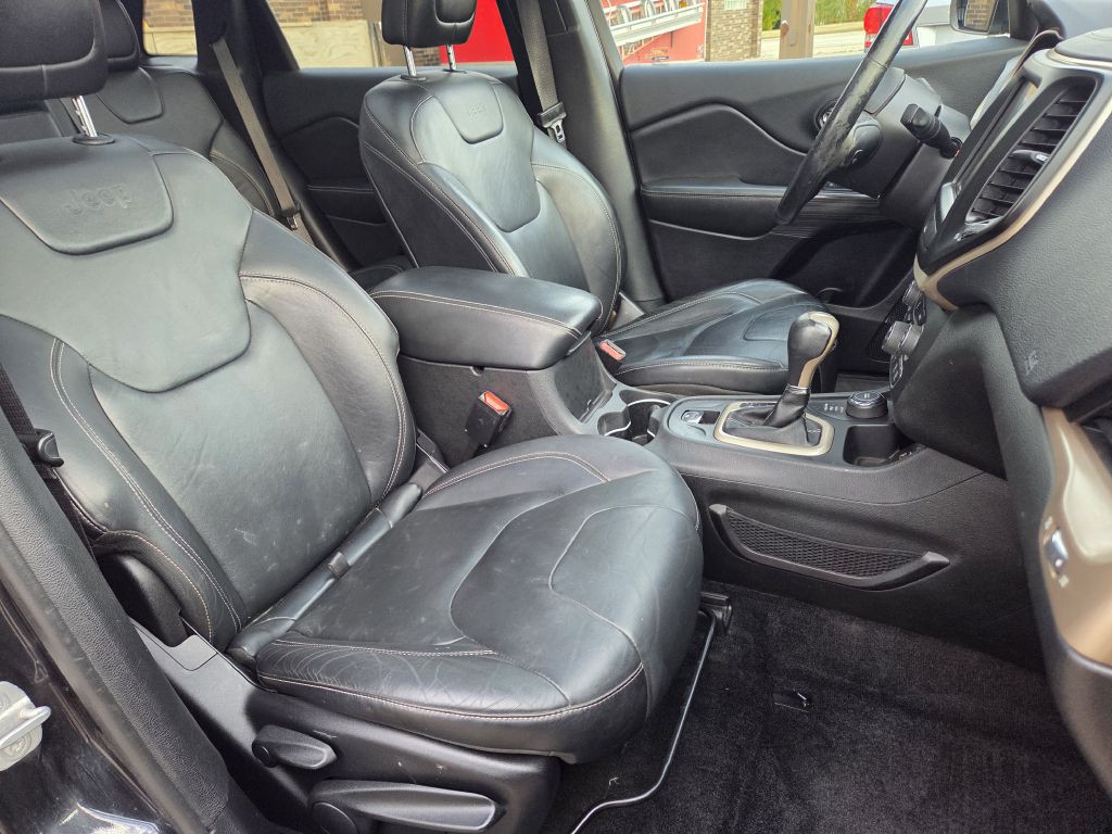 2014 Jeep Cherokee Image 16
