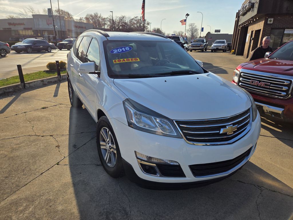 2015 Chevrolet Traverse Image 2
