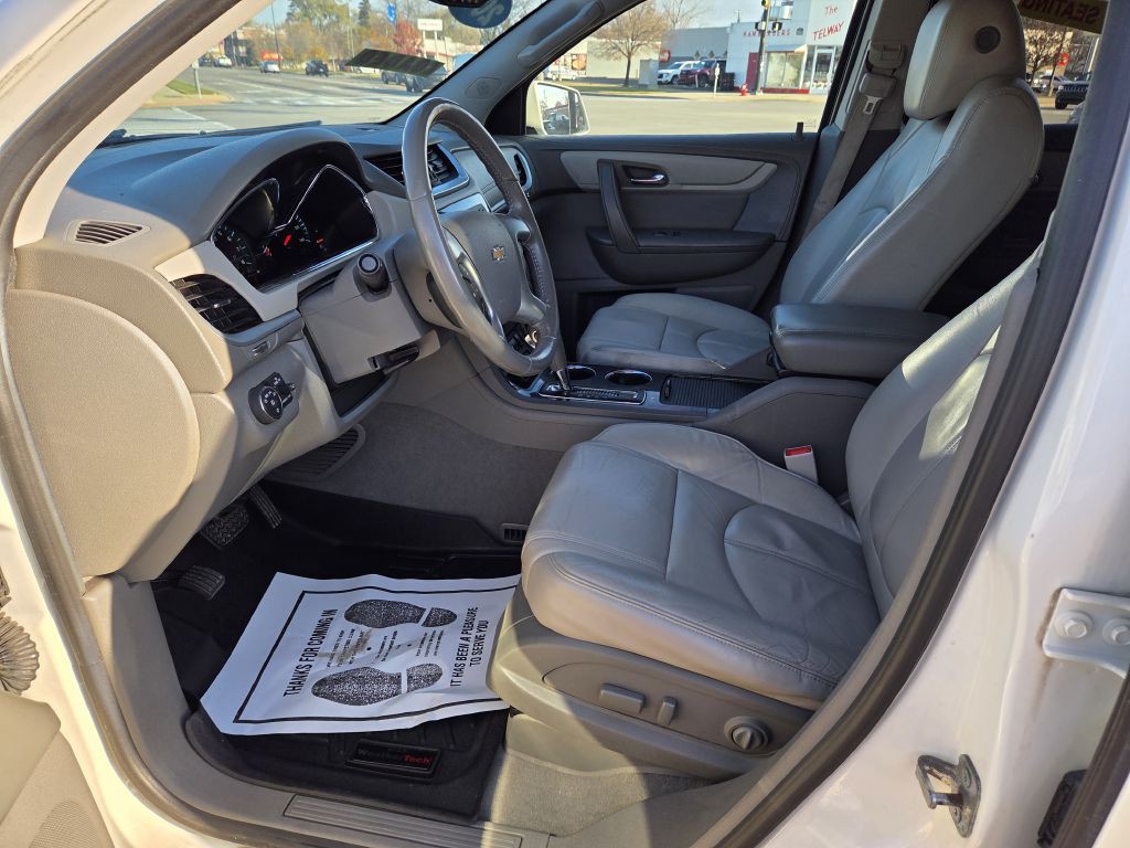 2015 Chevrolet Traverse Image 5