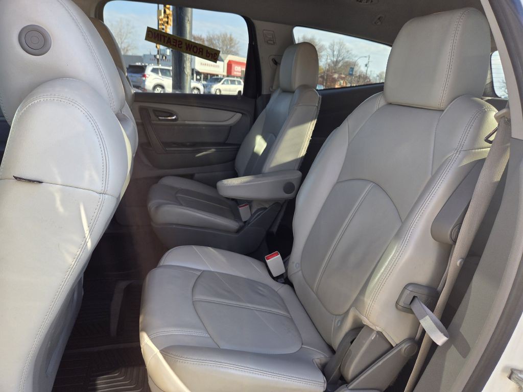 2015 Chevrolet Traverse Image 22
