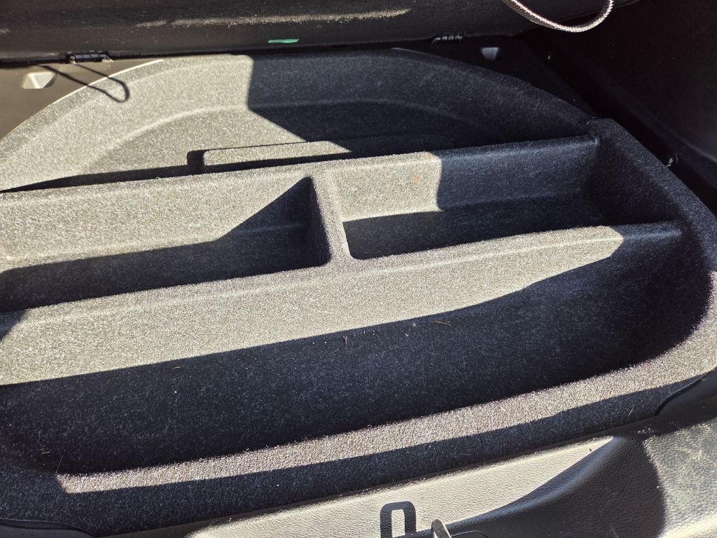 2017 Jeep Cherokee Image 24