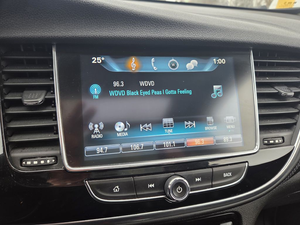 2017 Buick Enclave Image 10