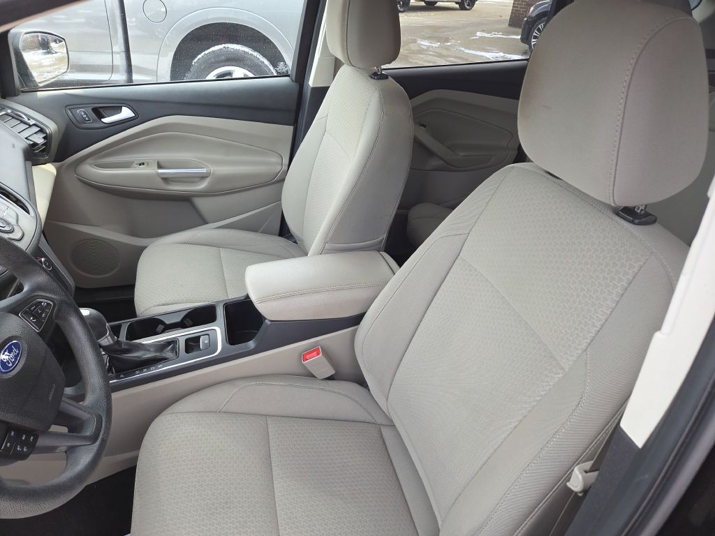 2017 Ford Escape Image 8