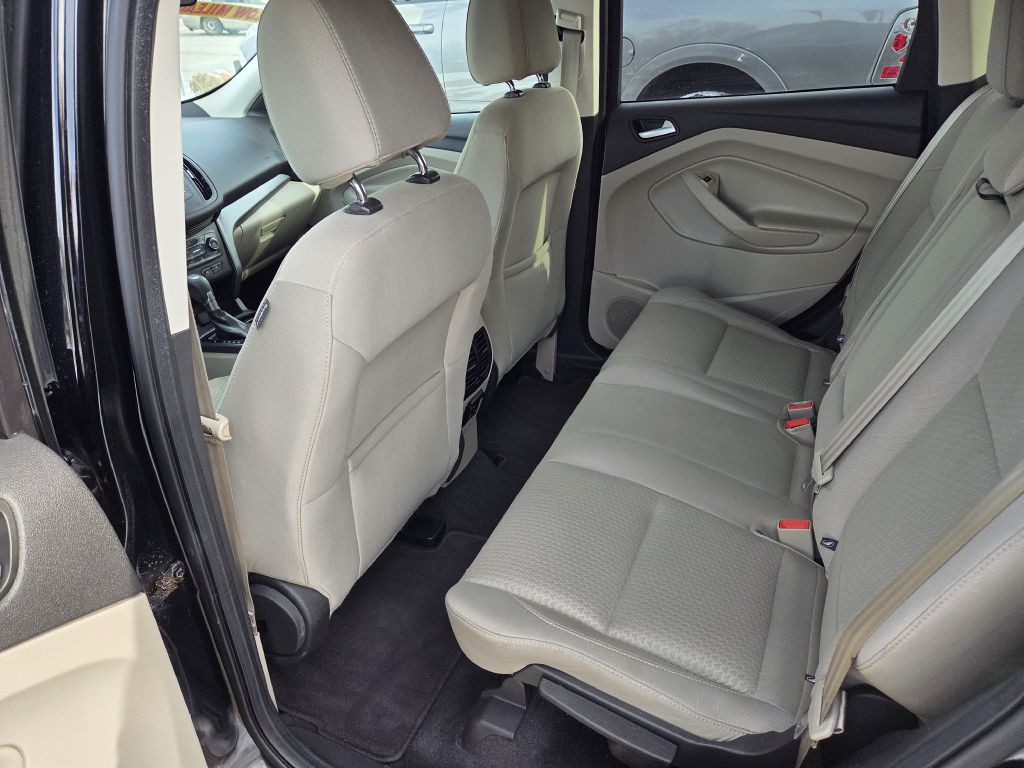 2017 Ford Escape Image 10