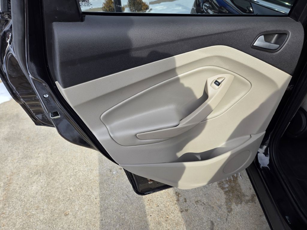 2017 Ford Escape Image 12