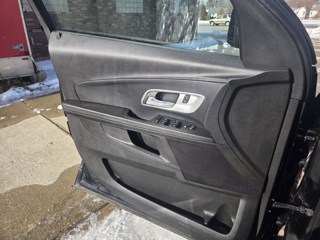 2017 Chevrolet Equinox Image 10