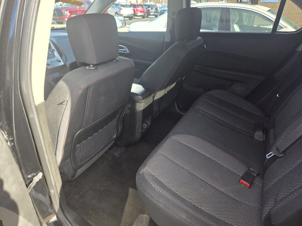 2017 Chevrolet Equinox Image 11