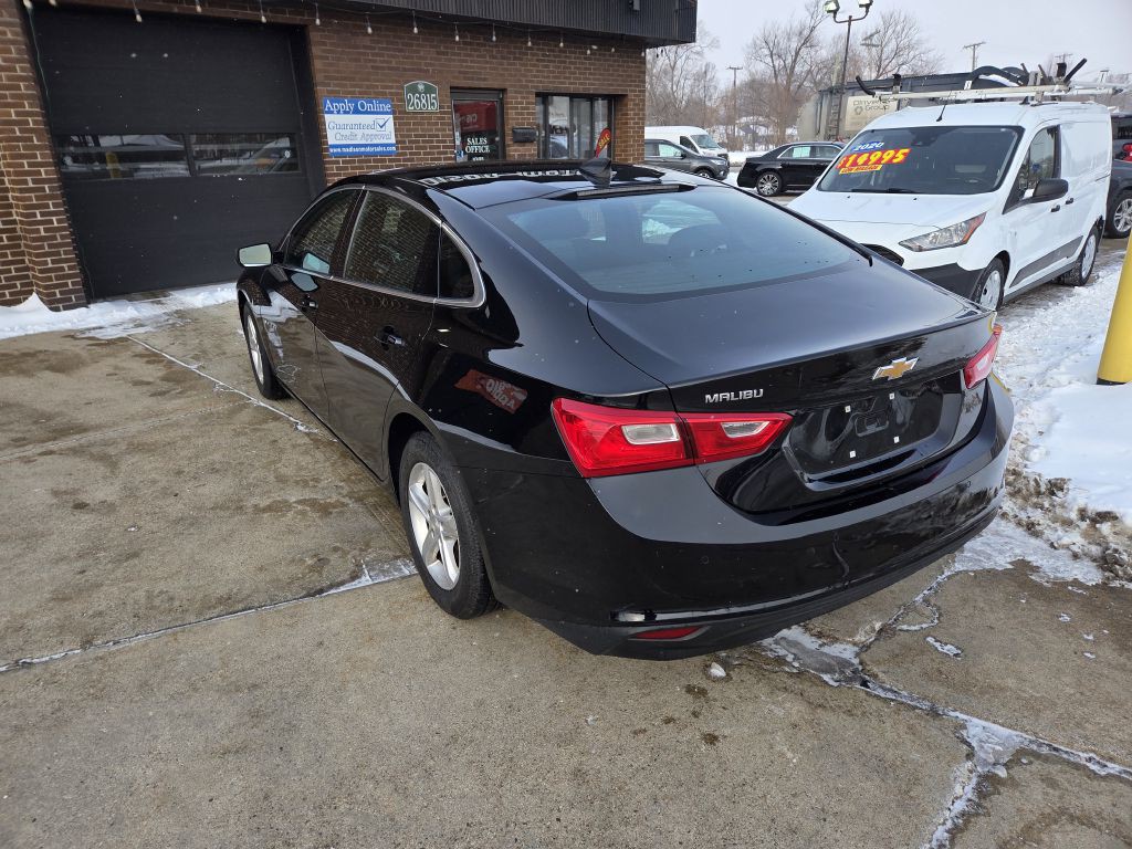 2021 Chevrolet Malibu Image 4