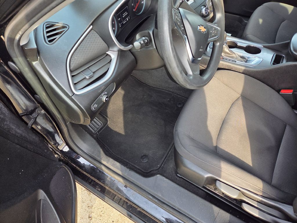 2021 Chevrolet Malibu Image 9