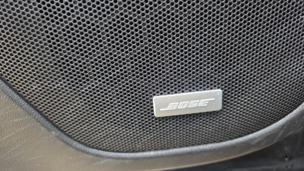 2017 GMC Acadia Image 7