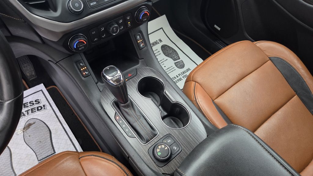 2017 GMC Acadia Image 13