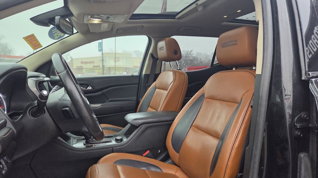 2017 GMC Acadia Image 14