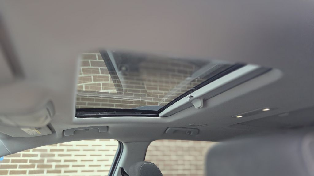 2017 GMC Acadia Image 8