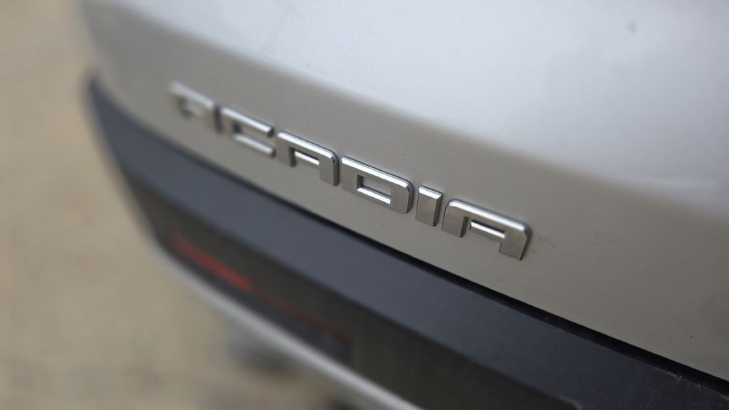 2017 GMC Acadia Image 27