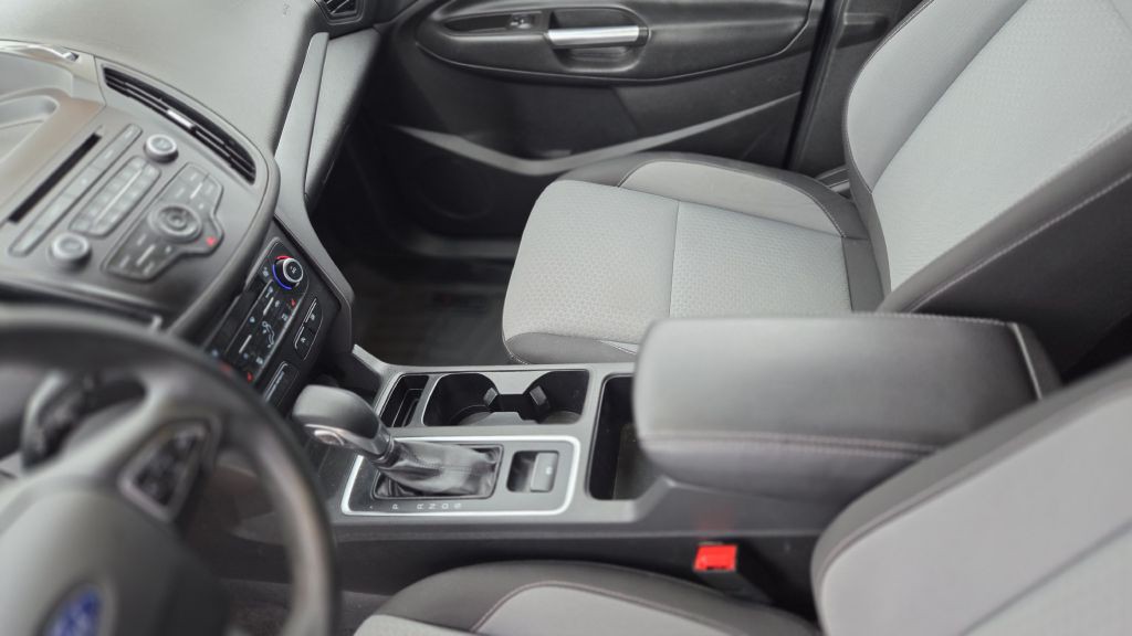 2018 Ford Escape Image 9