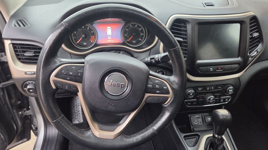 2015 Jeep Cherokee Image 6