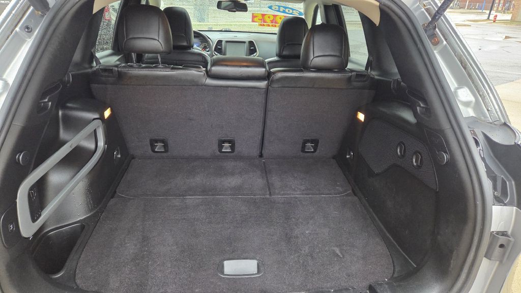 2015 Jeep Cherokee Image 21