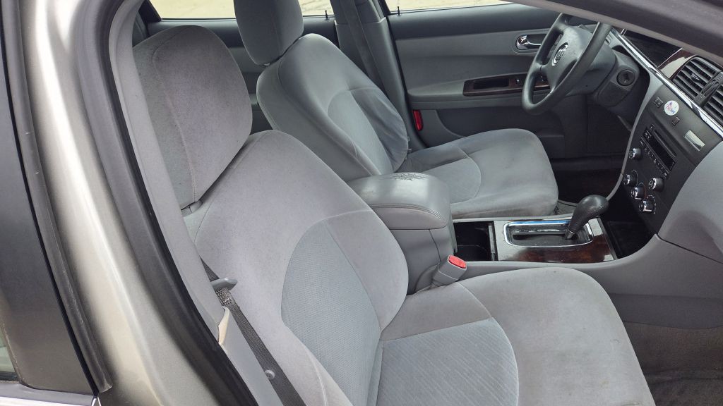2007 Buick Lacrosse Image 11