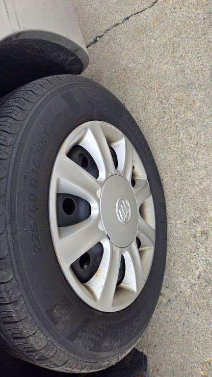 2007 Buick Lacrosse Image 17