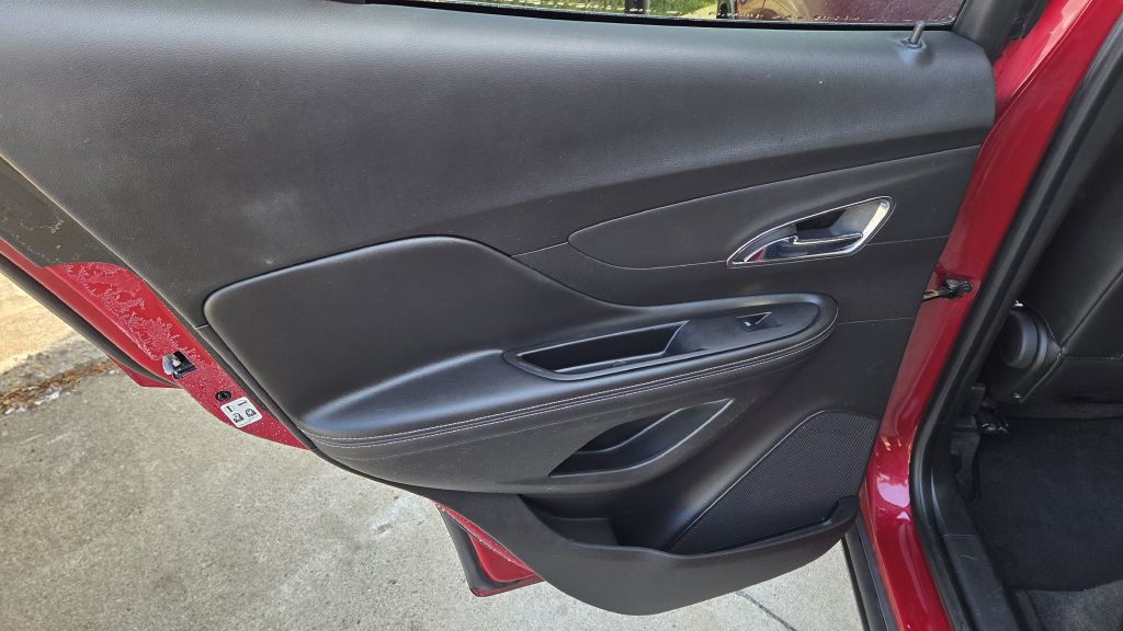 2015 Buick Enclave Image 16