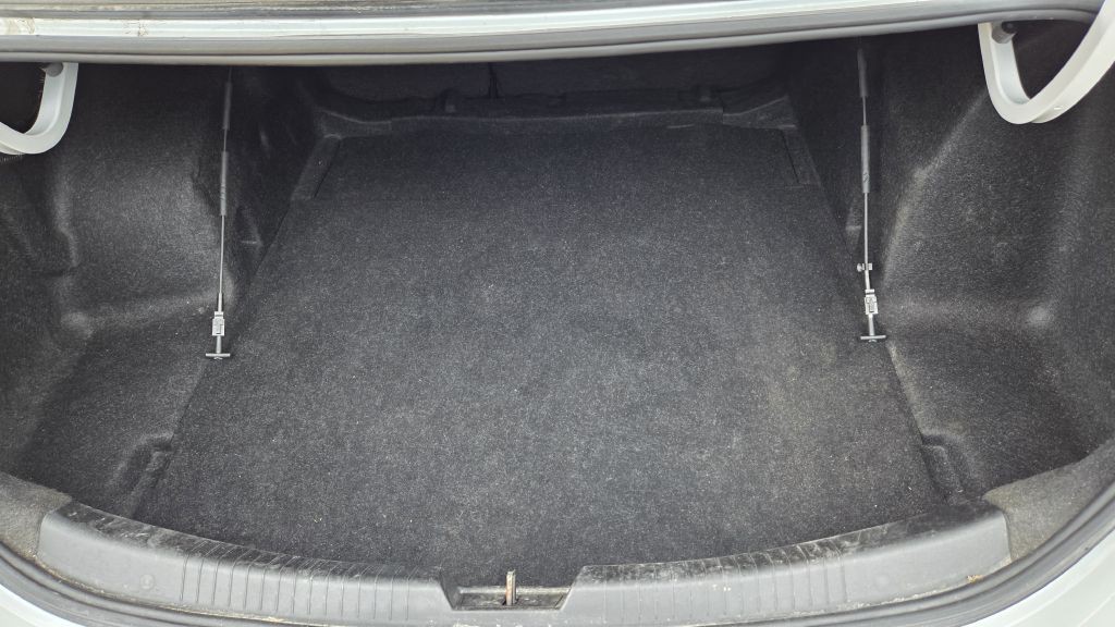 2017 Chevrolet Malibu Image 20