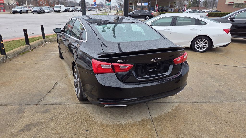 2019 Chevrolet Malibu Image 4