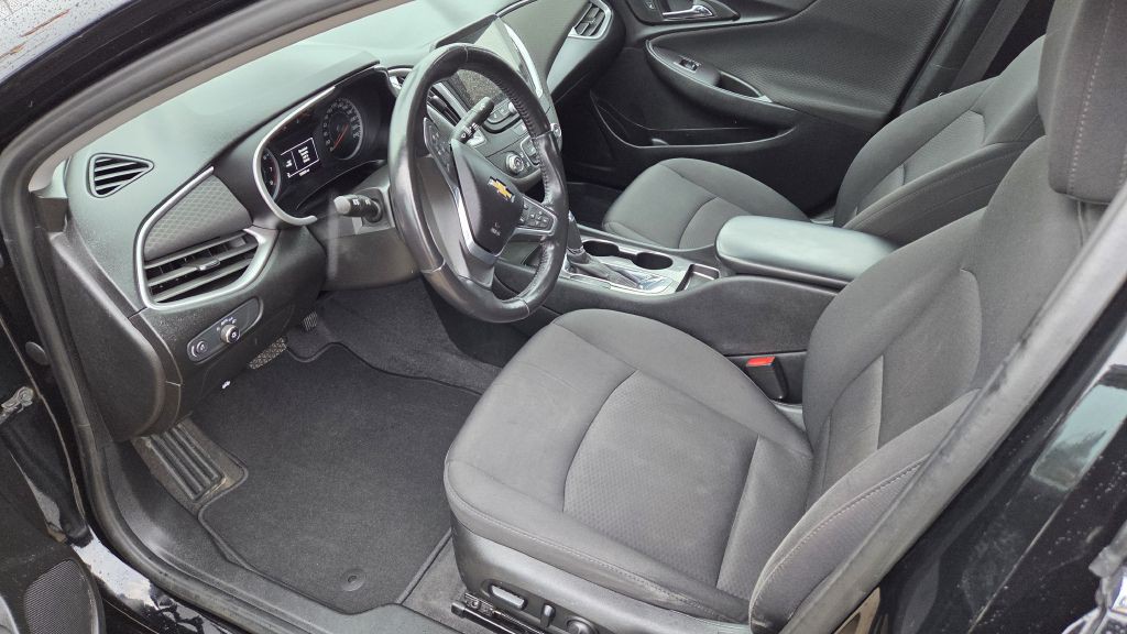 2019 Chevrolet Malibu Image 8