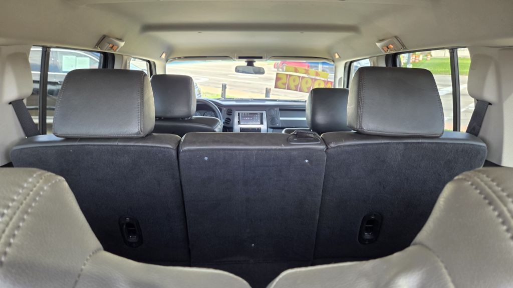2010 Jeep Commander Image 22