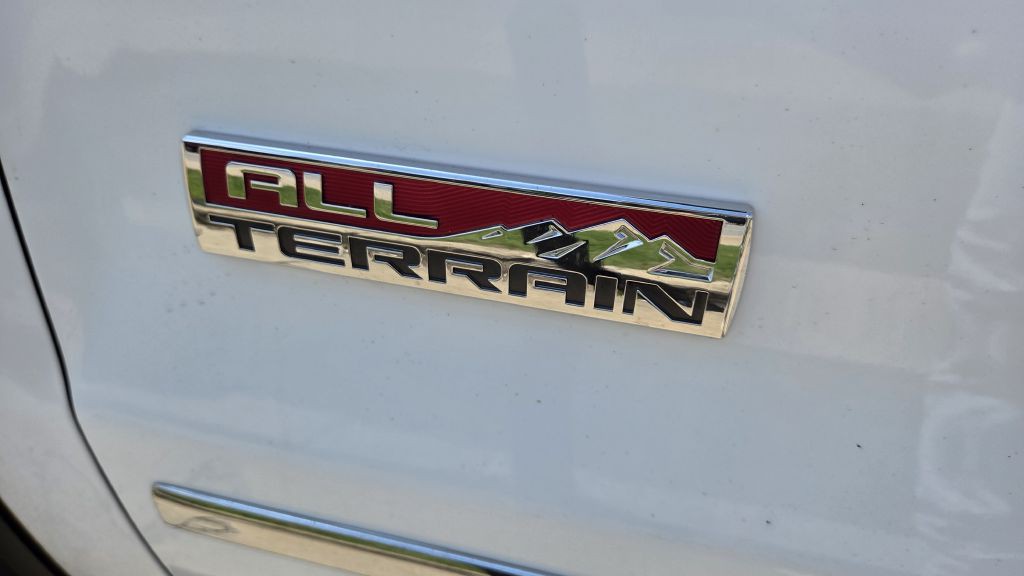 2015 GMC Sierra Image 7