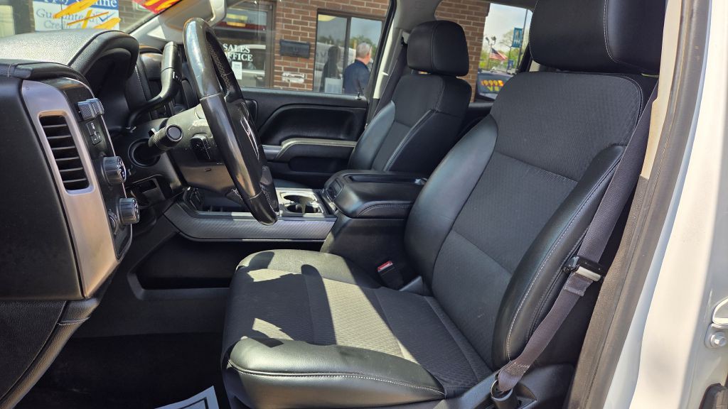 2015 GMC Sierra Image 16