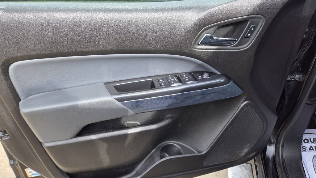 2016 Chevrolet Colorado Image 9
