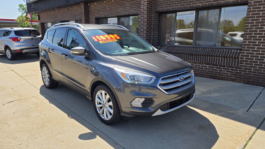 2017 Ford Escape Image 2