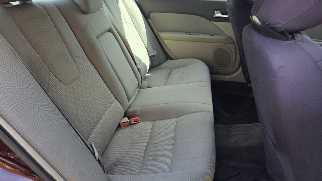 2012 Ford Fusion Image 16