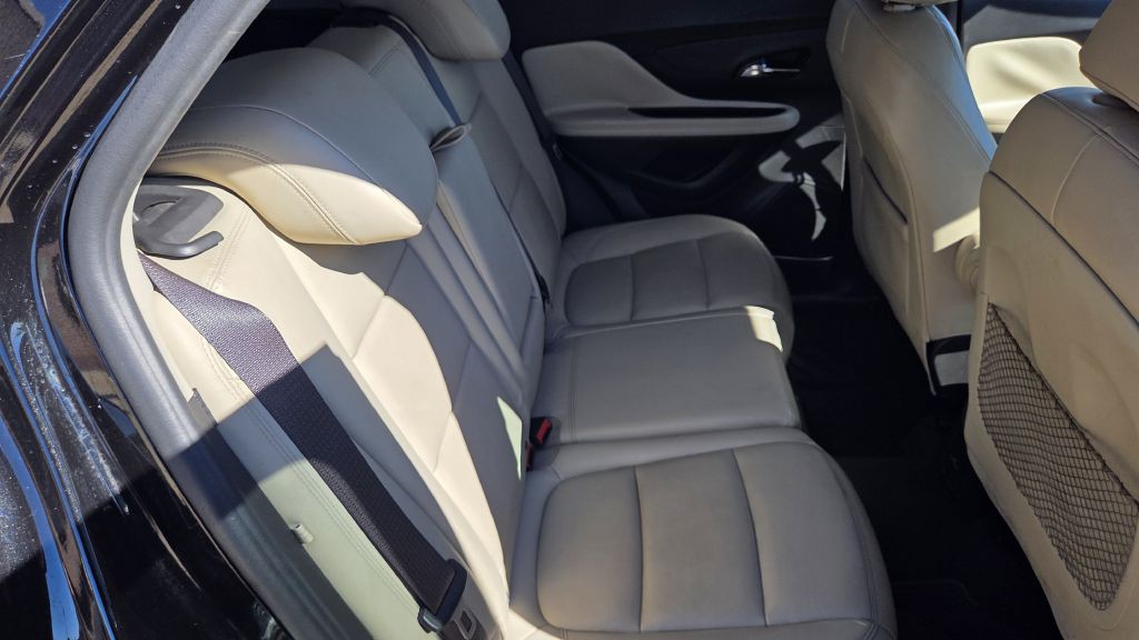 2017 Buick Enclave Image 18