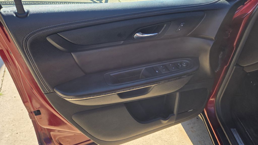 2016 GMC Acadia Image 11