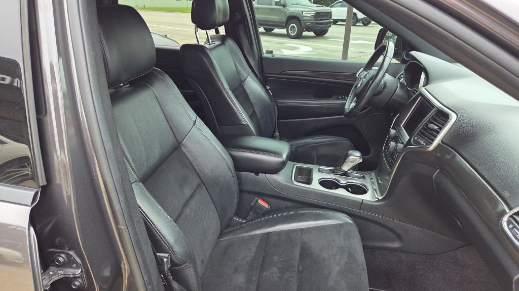 2018 Jeep Grand Cherokee Image 17