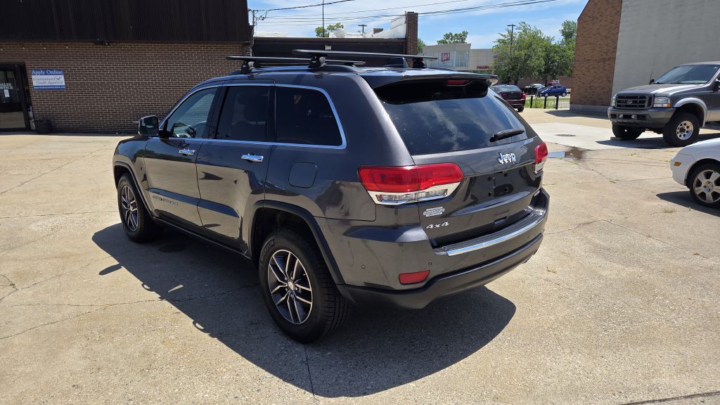 2017 Jeep Grand Cherokee Image 4