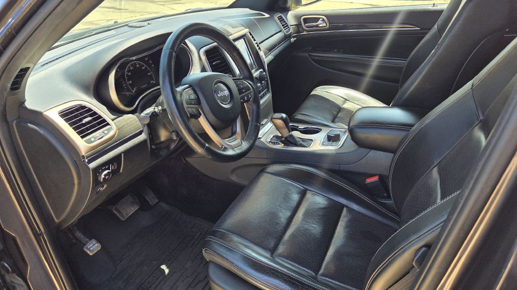 2017 Jeep Grand Cherokee Image 11