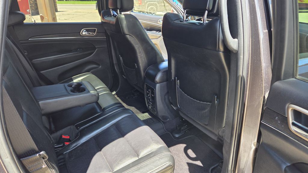 2017 Jeep Grand Cherokee Image 18