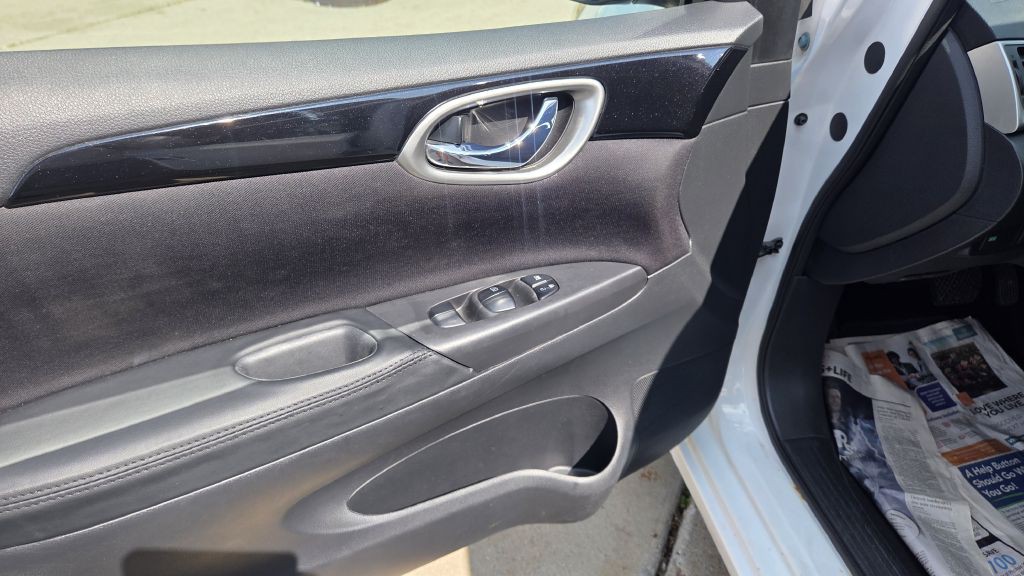 2019 Nissan Sentra Image 6