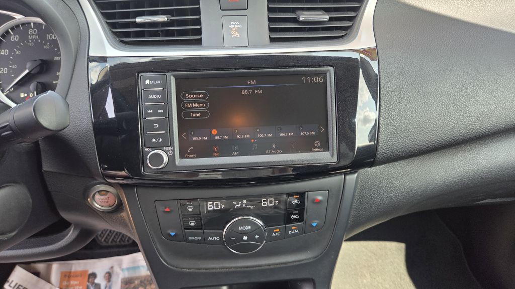 2019 Nissan Sentra Image 9
