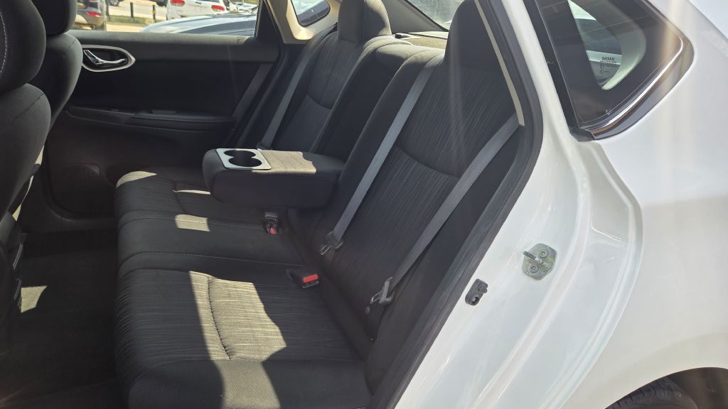 2019 Nissan Sentra Image 19