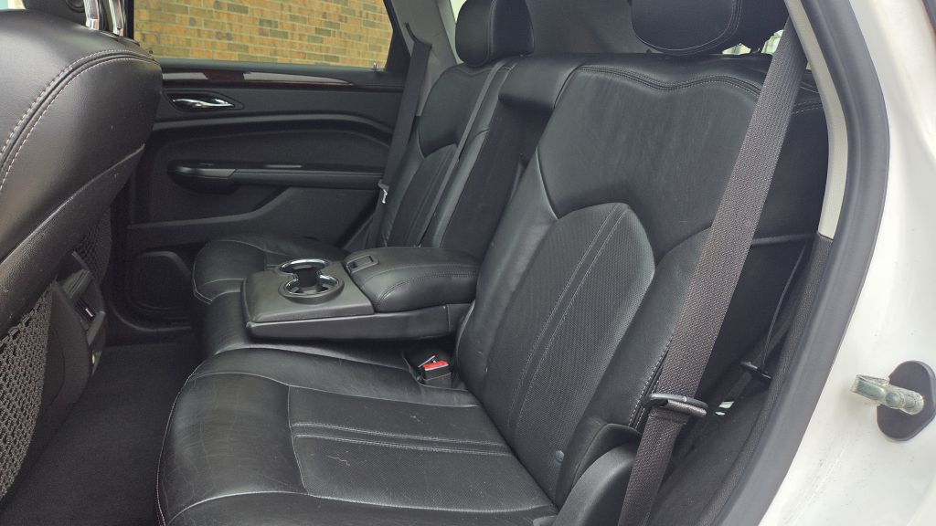 2012 Cadillac SRX Image 19